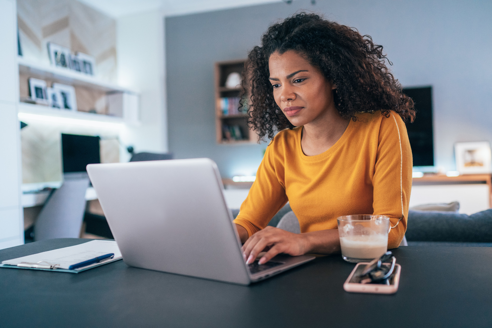 Deliver Client Ads Faster Using 6 Ad Maker Tools for Agencies